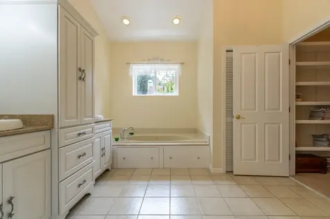5620 NW 45th Lane Gainesville FL 32606