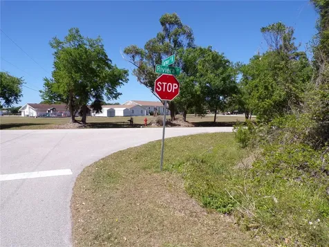 4704 Fairway Drive N Punta Gorda FL 33982
