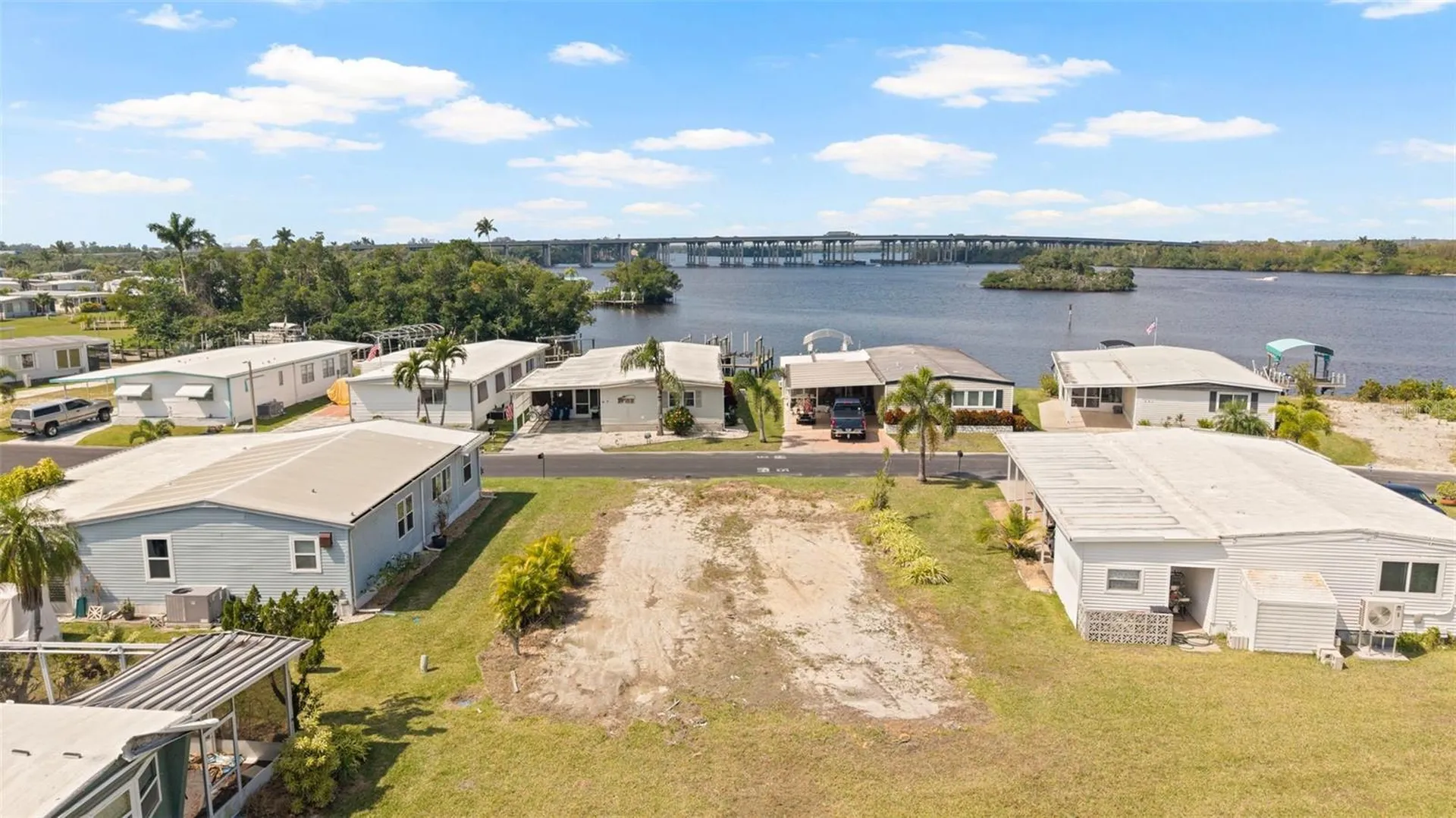 362 Shoreland Drive Fort Myers FL 33905