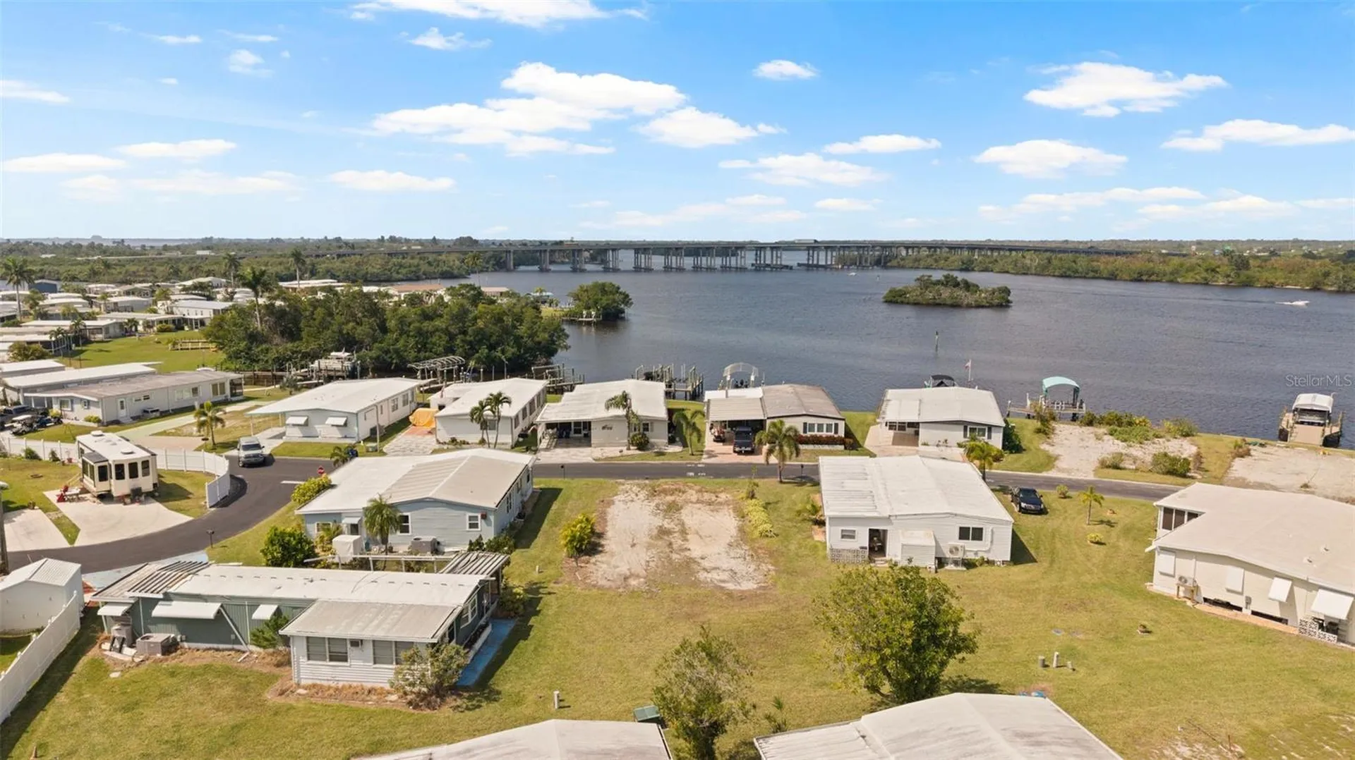 362 Shoreland Drive Fort Myers FL 33905