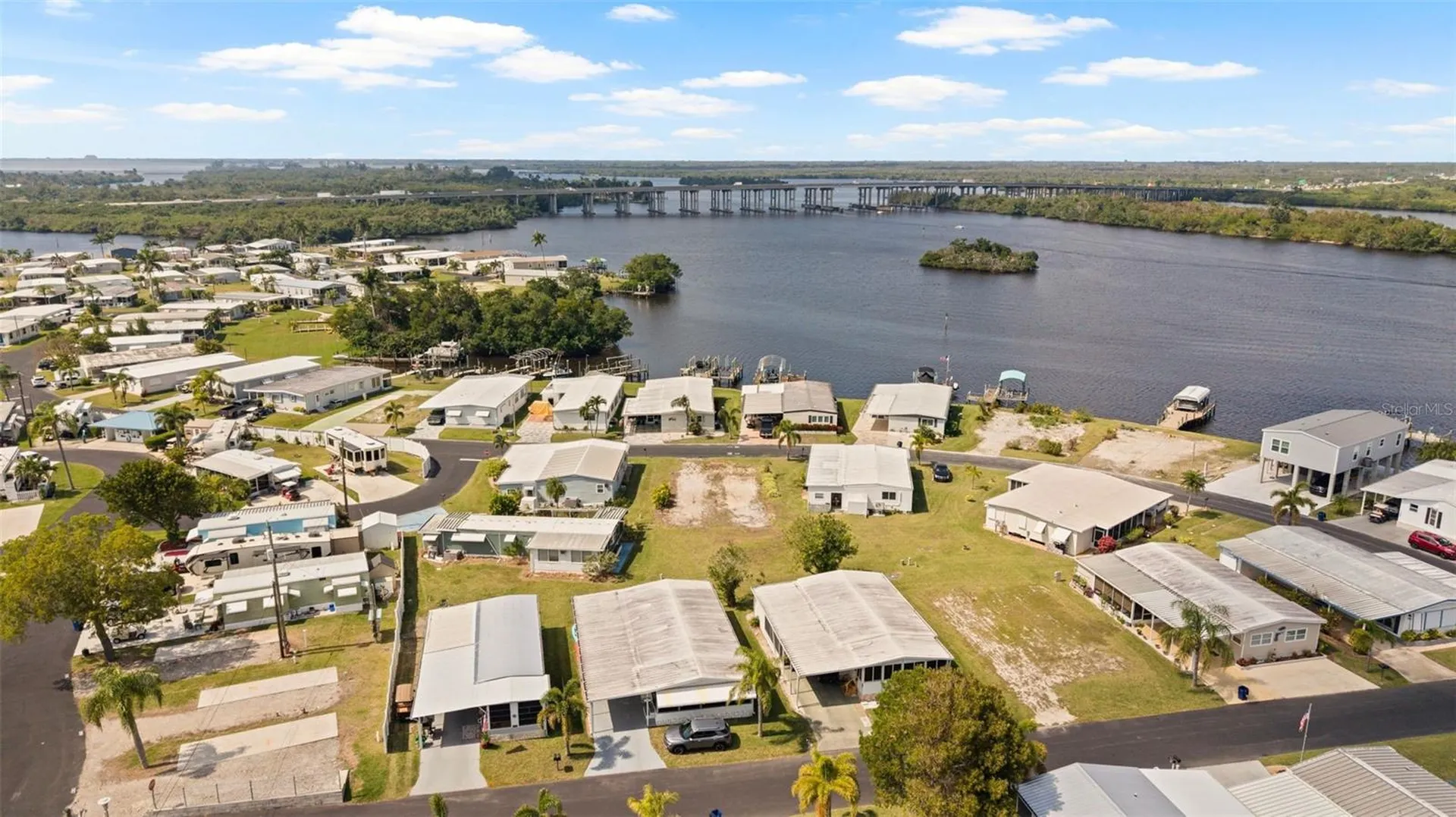 362 Shoreland Drive Fort Myers FL 33905