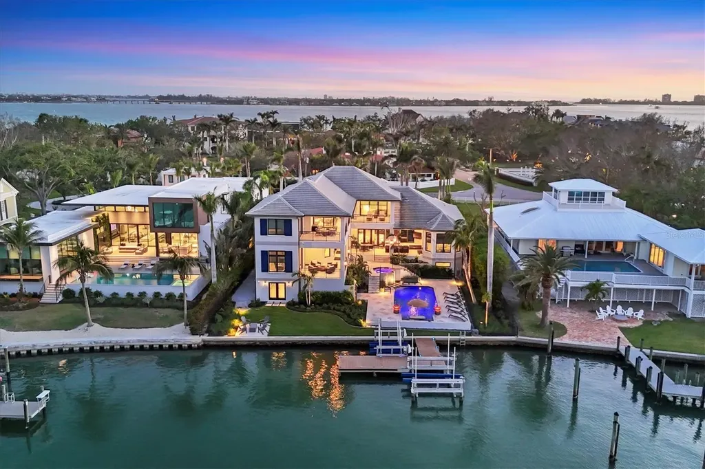 1333 Vista Drive Sarasota FL 34239