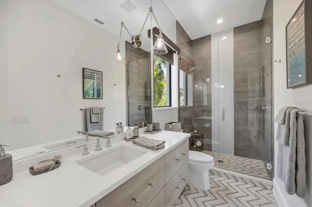 1333 Vista Drive Sarasota FL 34239