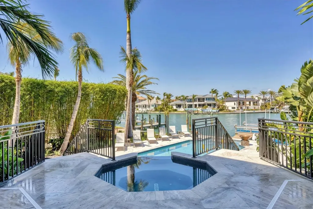 1333 Vista Drive Sarasota FL 34239