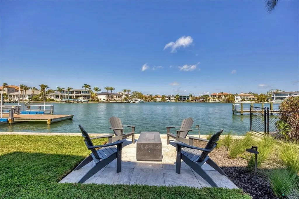 1333 Vista Drive Sarasota FL 34239