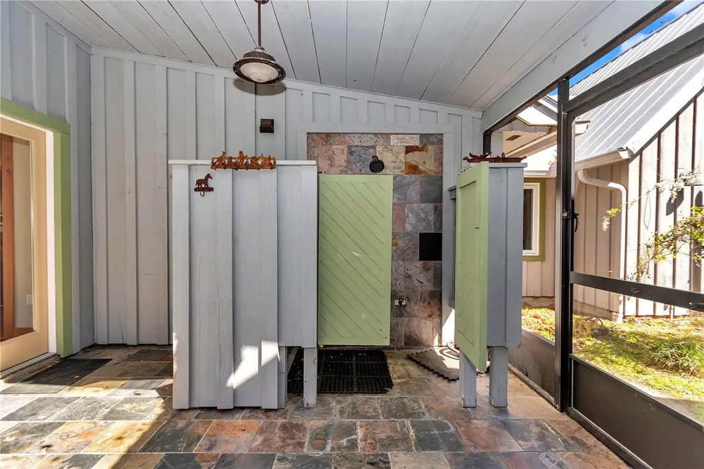 12490 NW Highway 320 Micanopy FL 32667