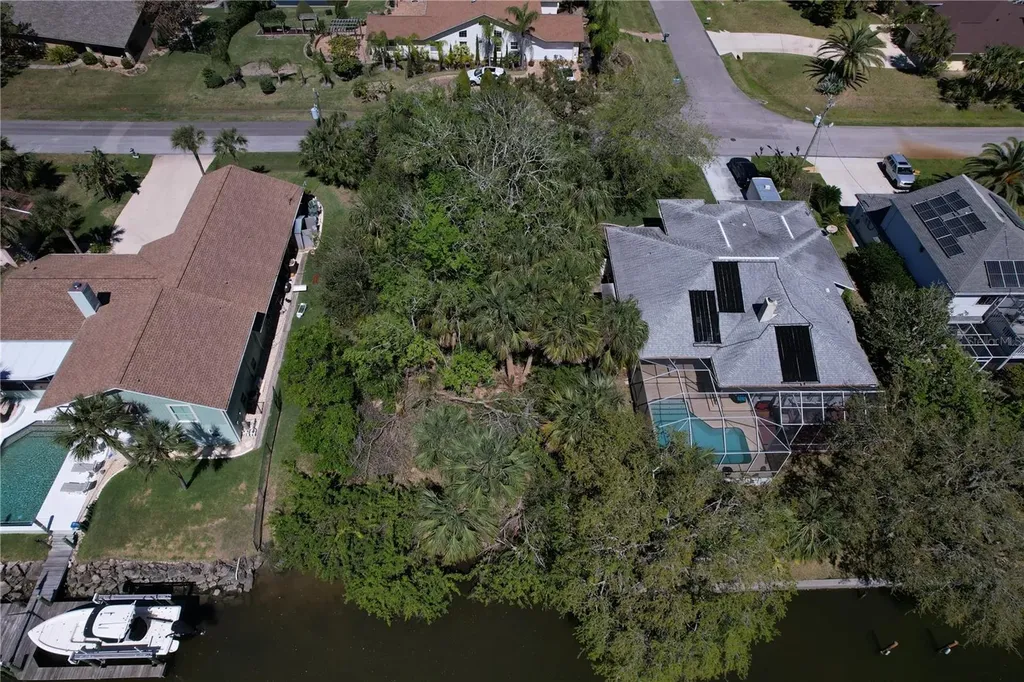 25 Cherokee Court W Palm Coast FL 32137