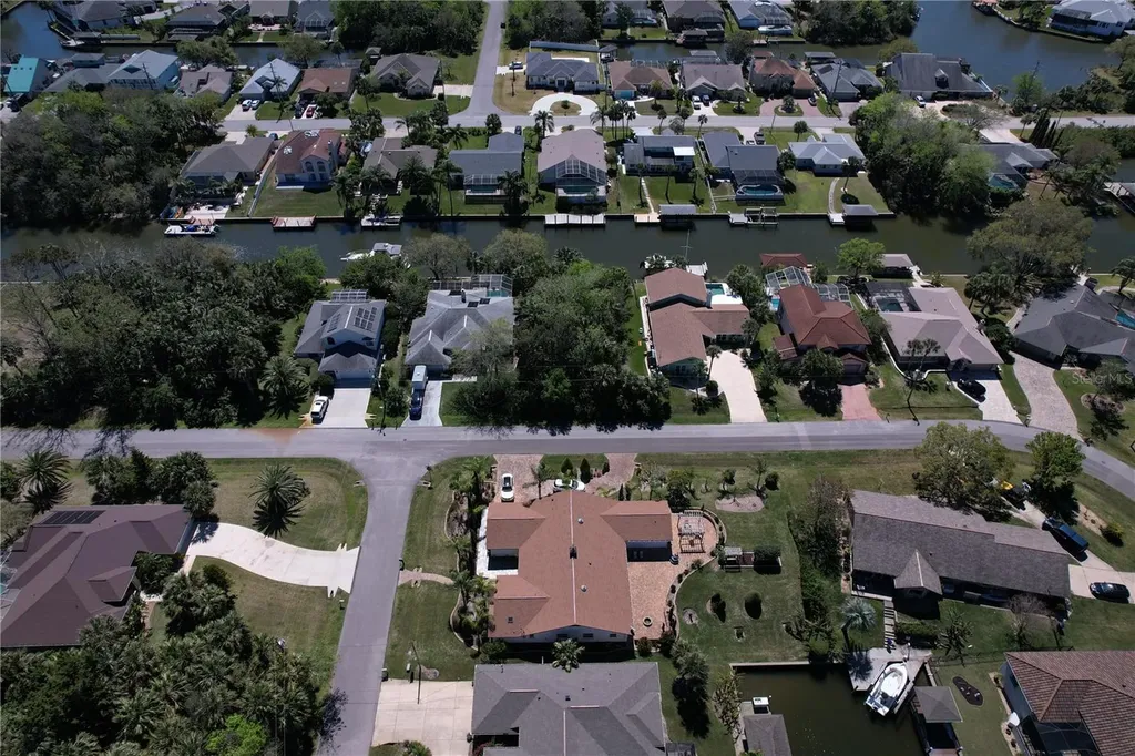 25 Cherokee Court W Palm Coast FL 32137