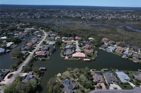 25 Cherokee Court W Palm Coast FL 32137