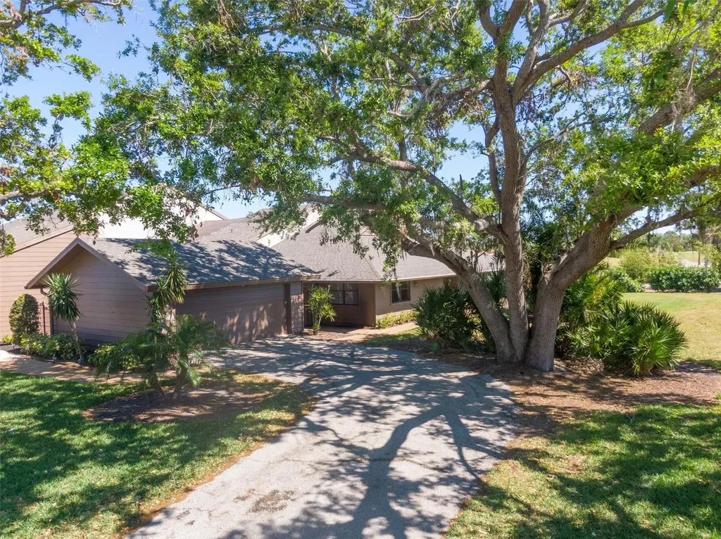 5604 Doral Drive Sarasota FL 34243