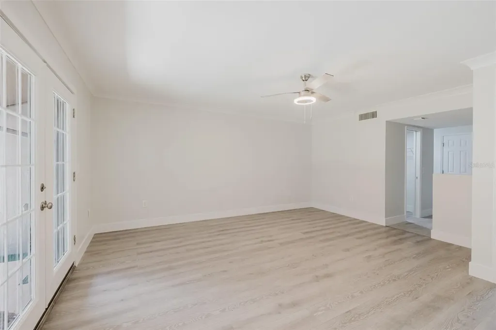 5604 Doral Drive Sarasota FL 34243