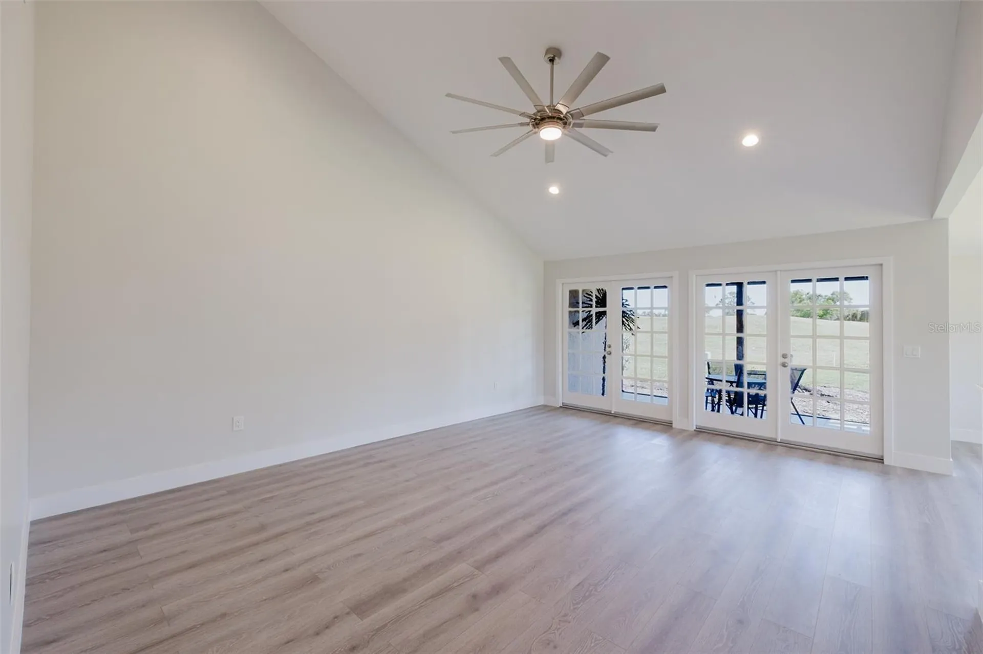 5604 Doral Drive Sarasota FL 34243