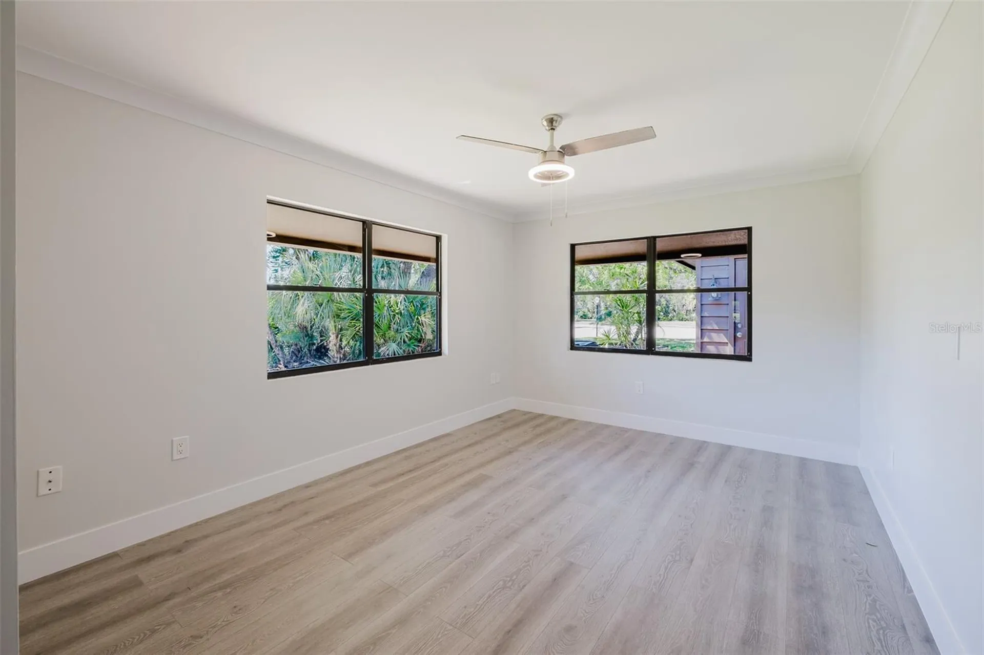 5604 Doral Drive Sarasota FL 34243