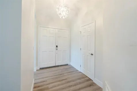 5604 Doral Drive Sarasota FL 34243