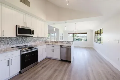 5604 Doral Drive Sarasota FL 34243
