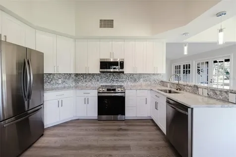 5604 Doral Drive Sarasota FL 34243