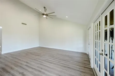 5604 Doral Drive Sarasota FL 34243