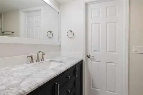 5604 Doral Drive Sarasota FL 34243