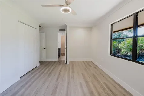 5604 Doral Drive Sarasota FL 34243