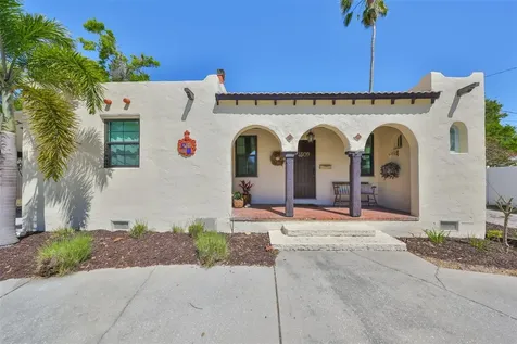 4509 10th Avenue N St Petersburg FL 33713