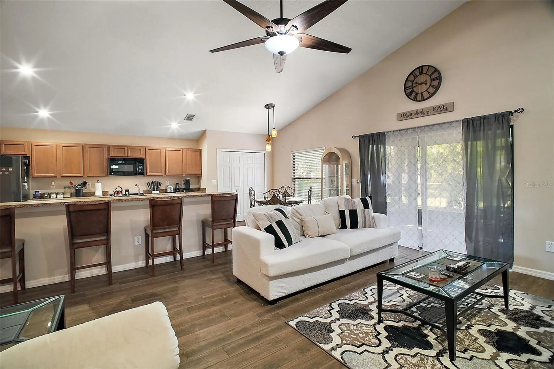 2269 Bracknell Forest Trail Tavares FL 32778