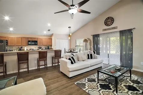 2269 Bracknell Forest Trail Tavares FL 32778