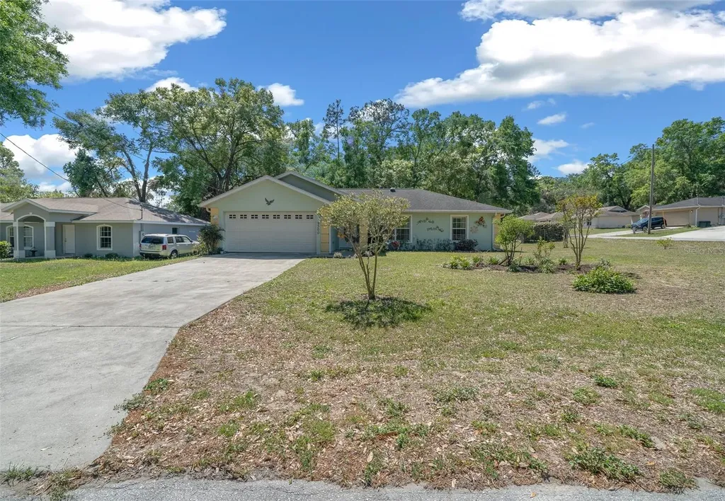 9300 SE 161st Street Summerfield FL 34491