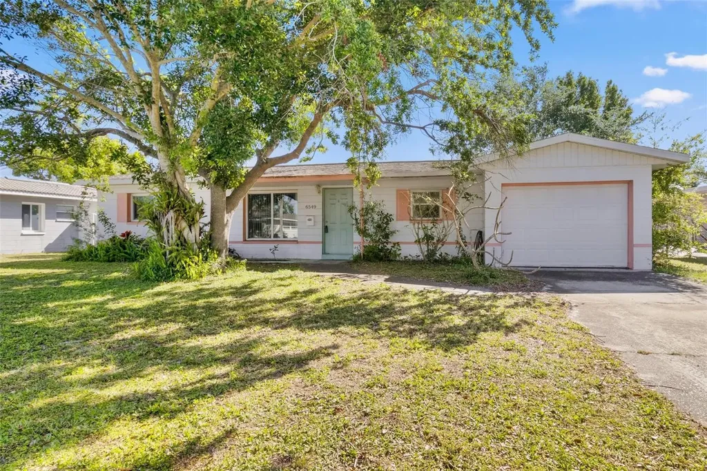 6549 19th Street N St Petersburg FL 33702
