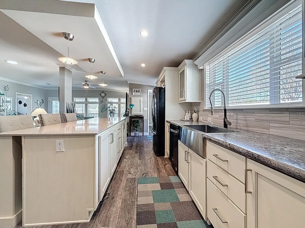 1116 Elkhart Circle Tavares FL 32778