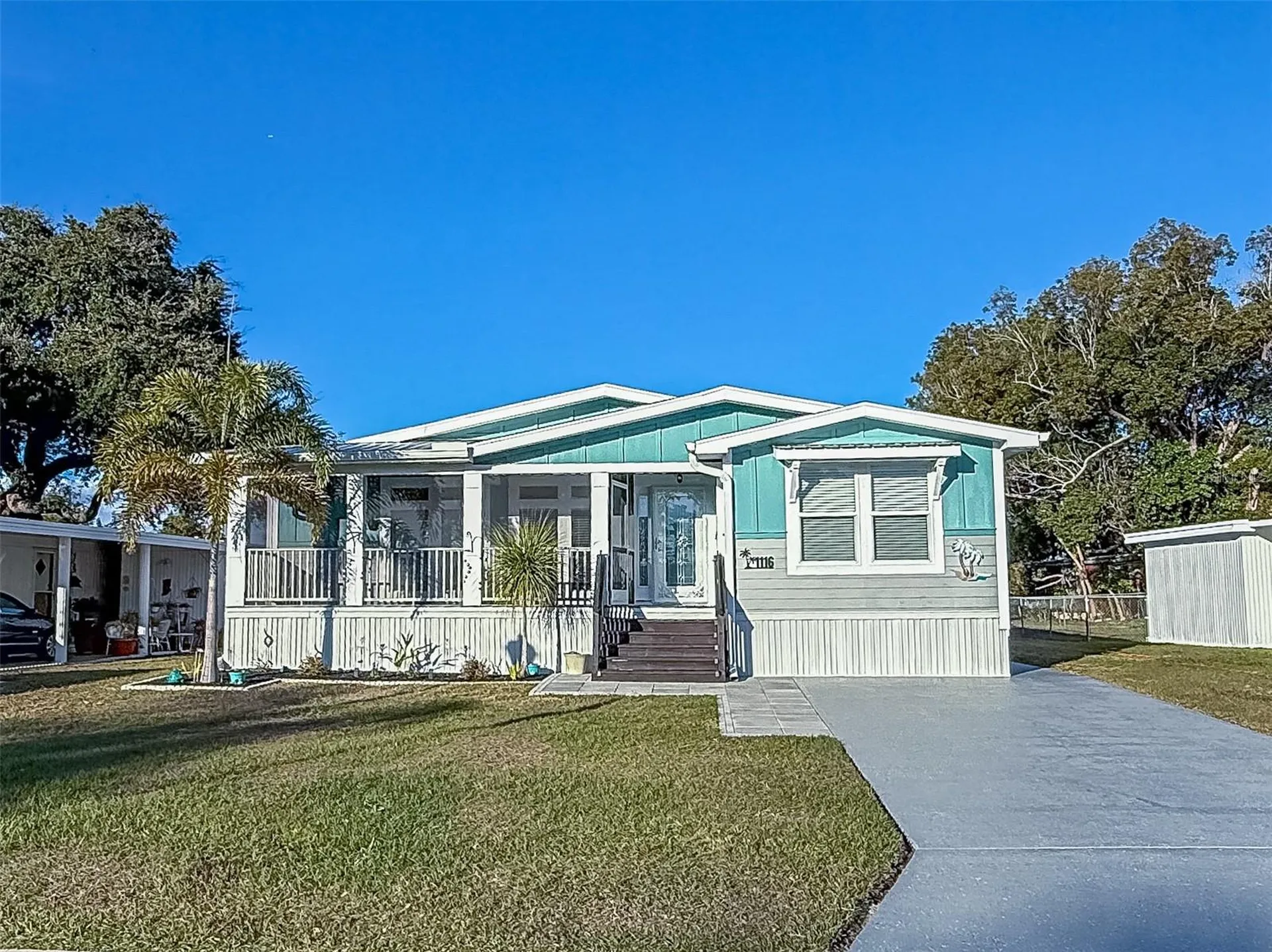 1116 Elkhart Circle Tavares FL 32778