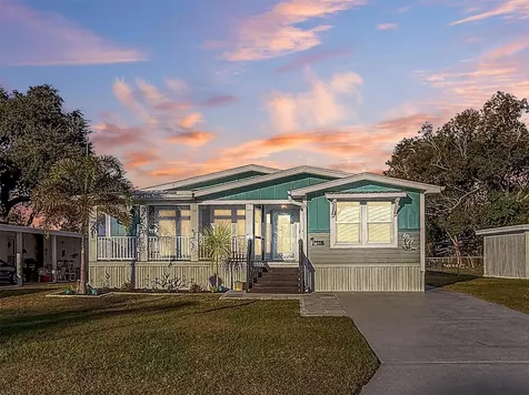 1116 Elkhart Circle Tavares FL 32778