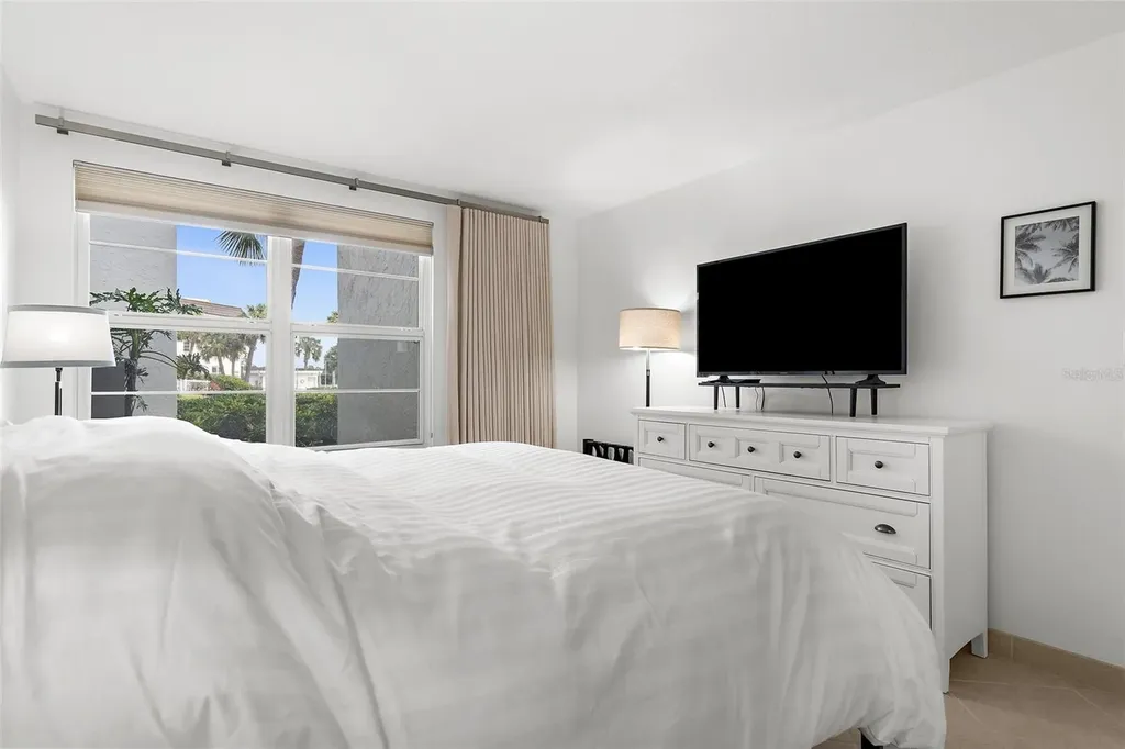 600 Sutton Place Longboat Key FL 34228