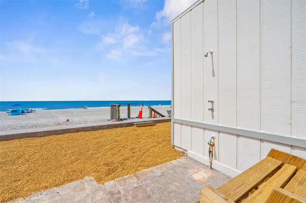 600 Sutton Place Longboat Key FL 34228
