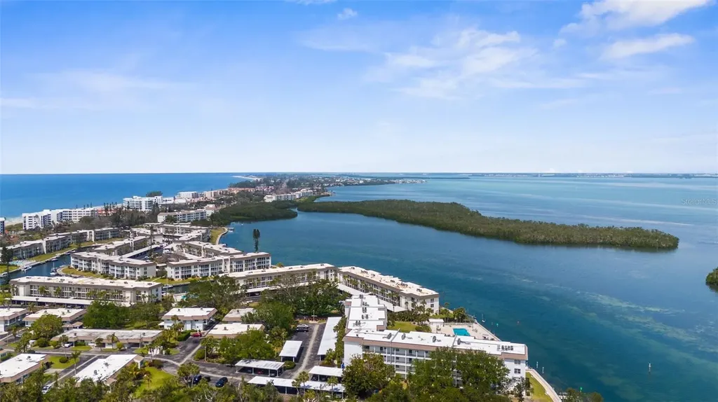 600 Sutton Place Longboat Key FL 34228