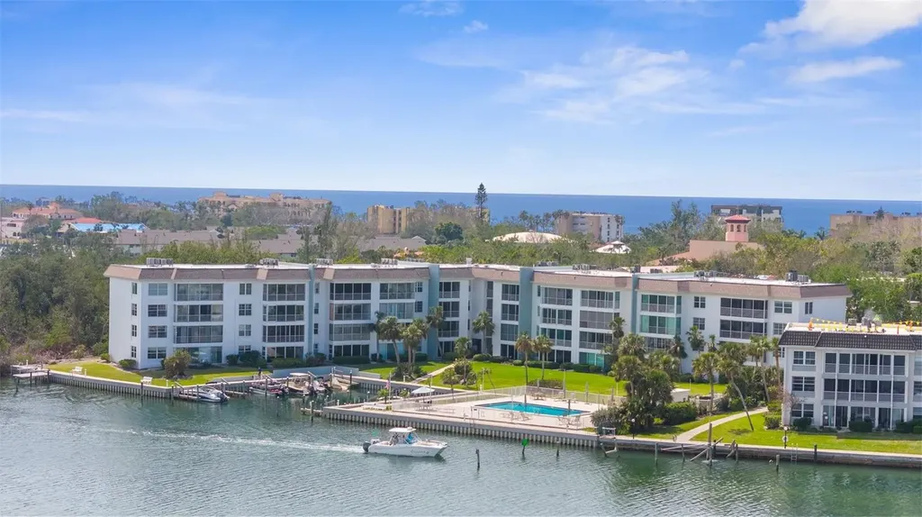 600 Sutton Place Longboat Key FL 34228