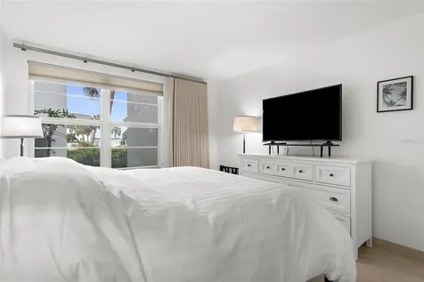 600 Sutton Place Longboat Key FL 34228