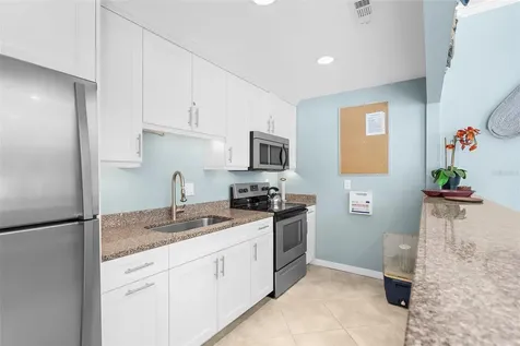 600 Sutton Place Longboat Key FL 34228