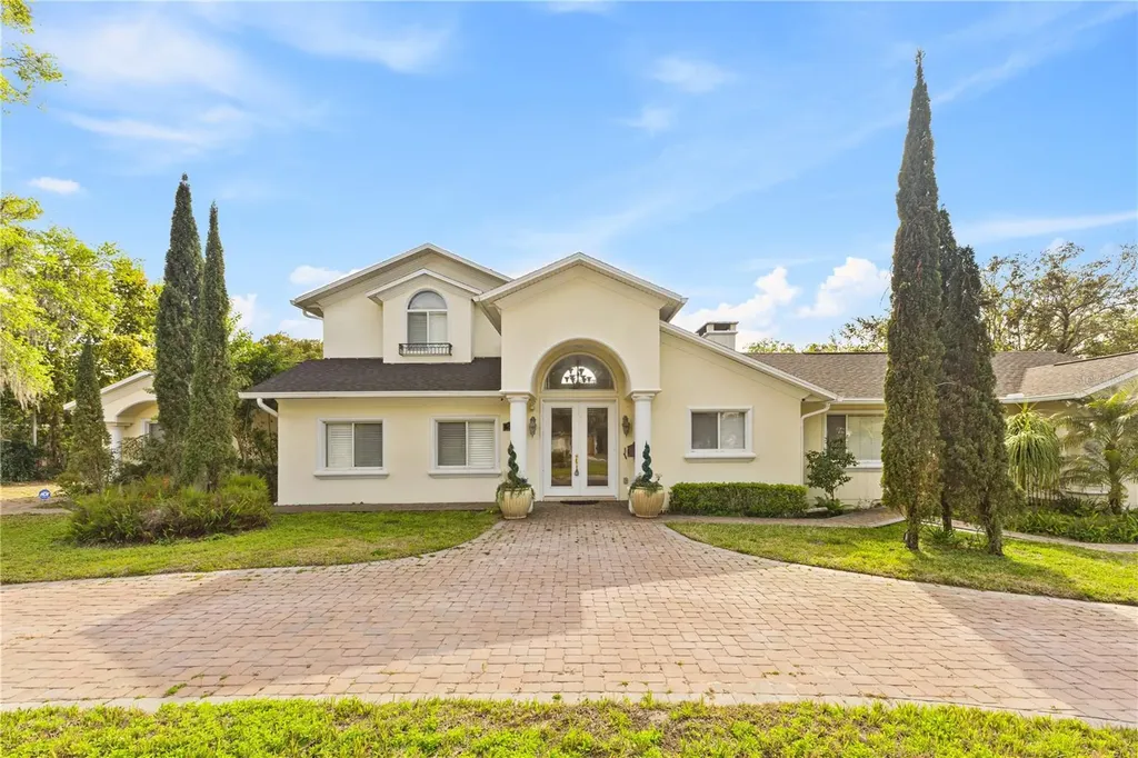 546 Queens Mirror Circle Casselberry FL 32707