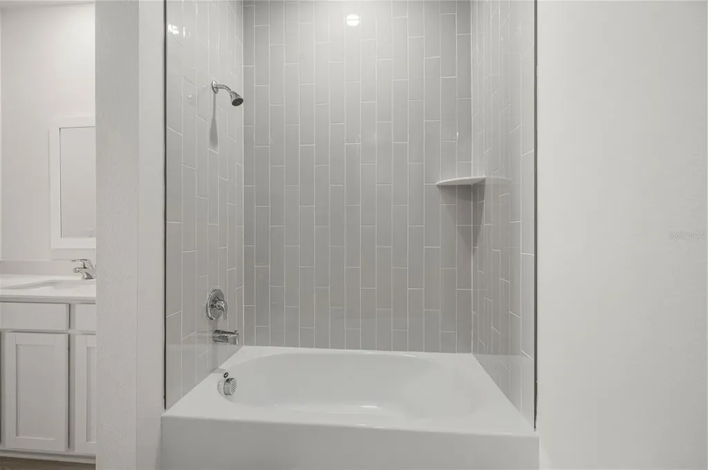 13279 Tula Loop Astatula FL 34705