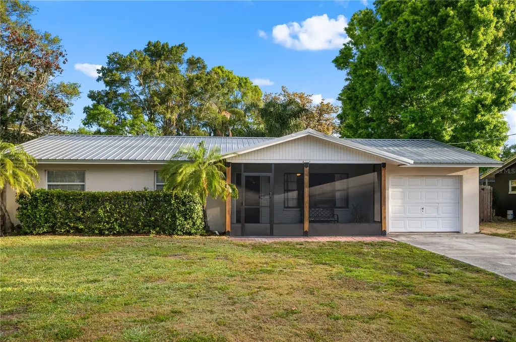 2525 Arapaho Street Sarasota FL 34231