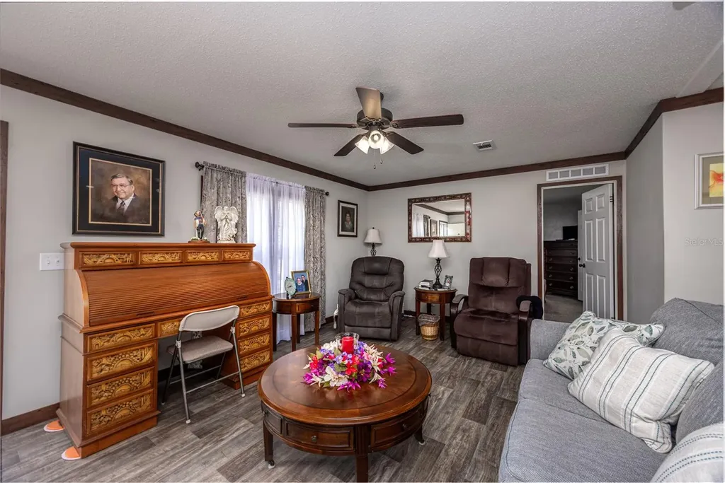 6917 NW 254th Avenue Alachua FL 32615