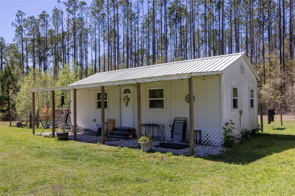 6917 NW 254th Avenue Alachua FL 32615
