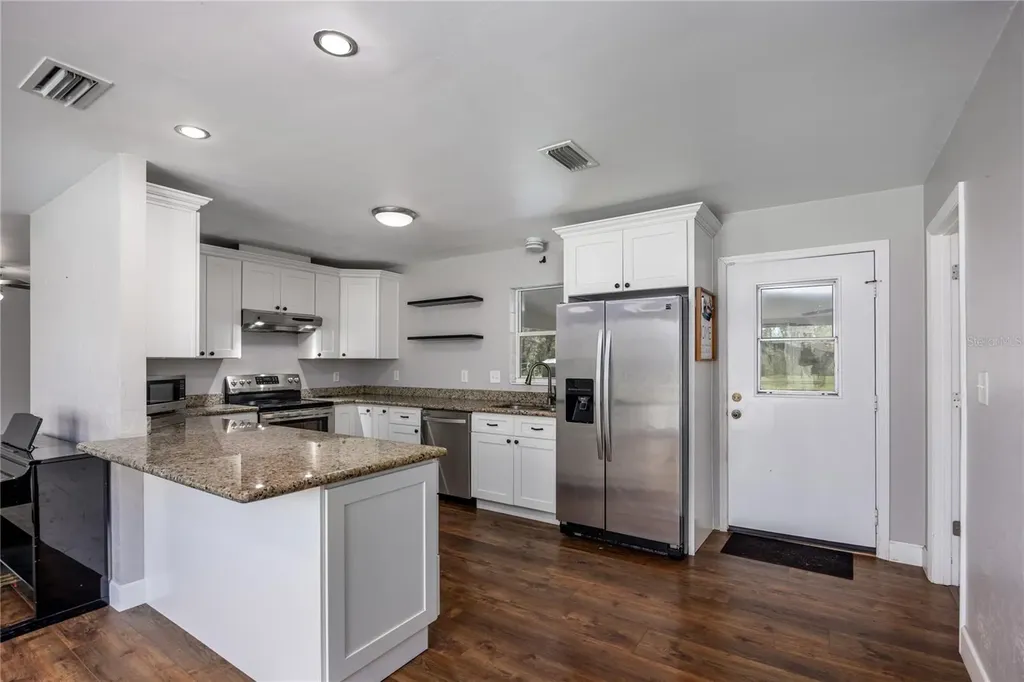 6917 NW 254th Avenue Alachua FL 32615