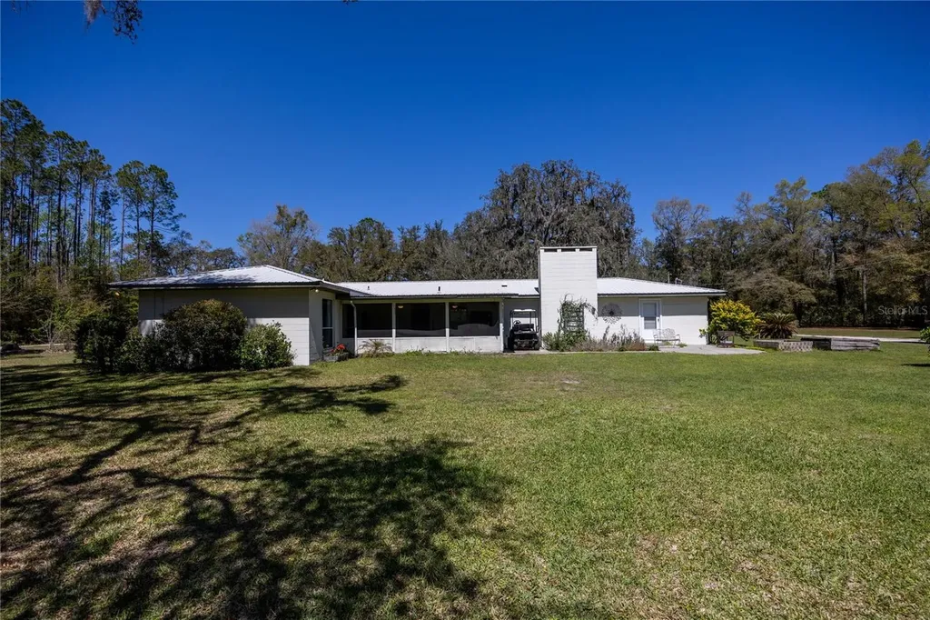 6917 NW 254th Avenue Alachua FL 32615