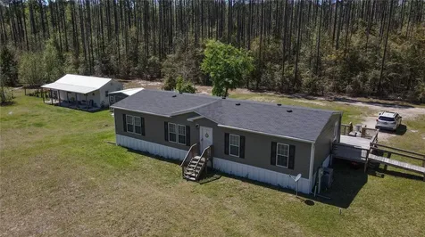 6917 NW 254th Avenue Alachua FL 32615