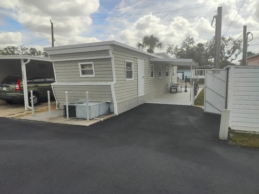 5649 Oak Ridge Avenue New Port Richey FL 34652