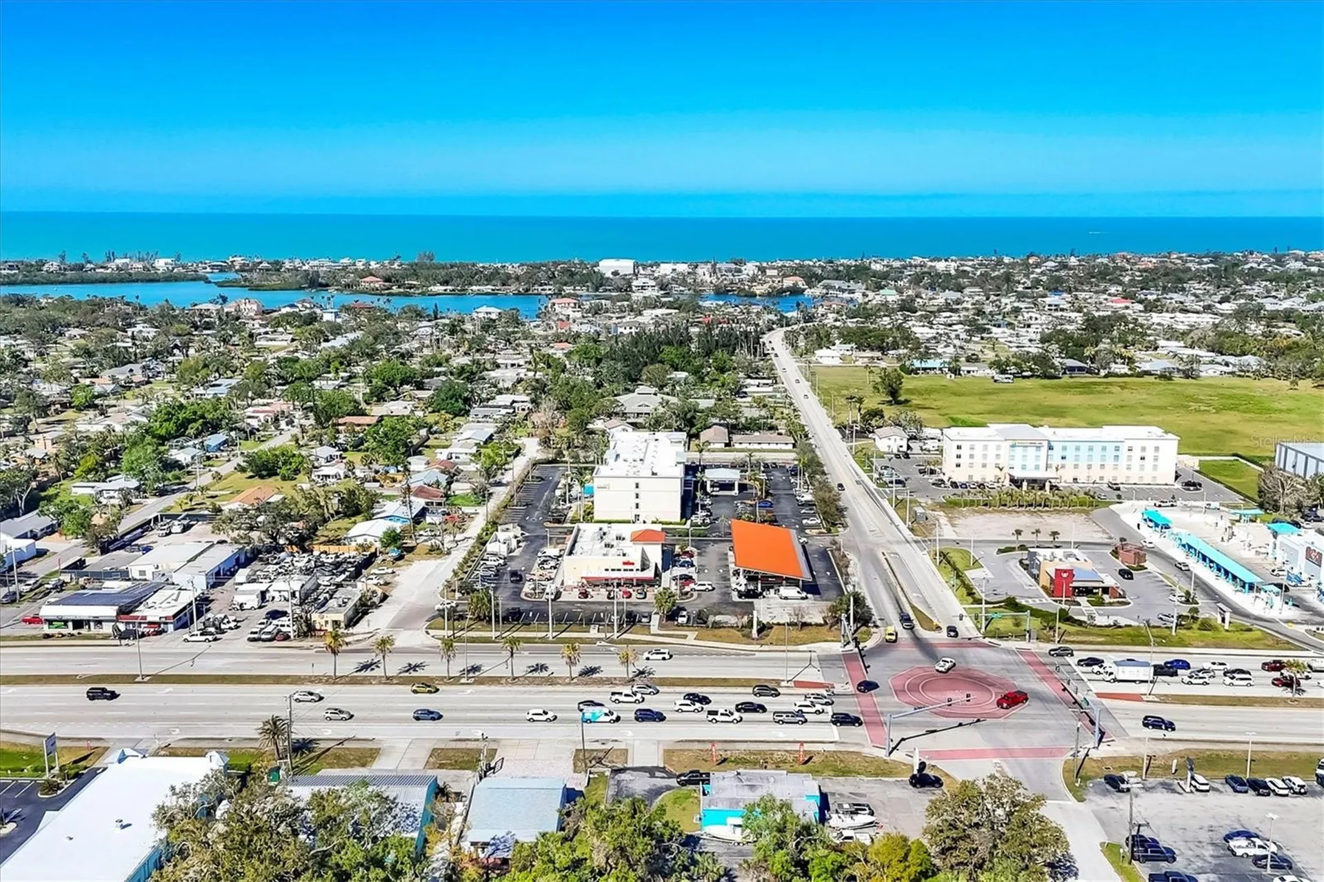 101 S Tamiami Trail S Nokomis FL 34275