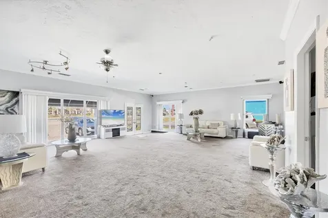 101 S Tamiami Trail S Nokomis FL 34275