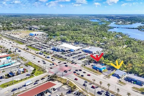 101 S Tamiami Trail S Nokomis FL 34275