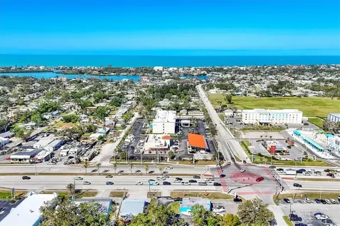 101 S Tamiami Trail S Nokomis FL 34275